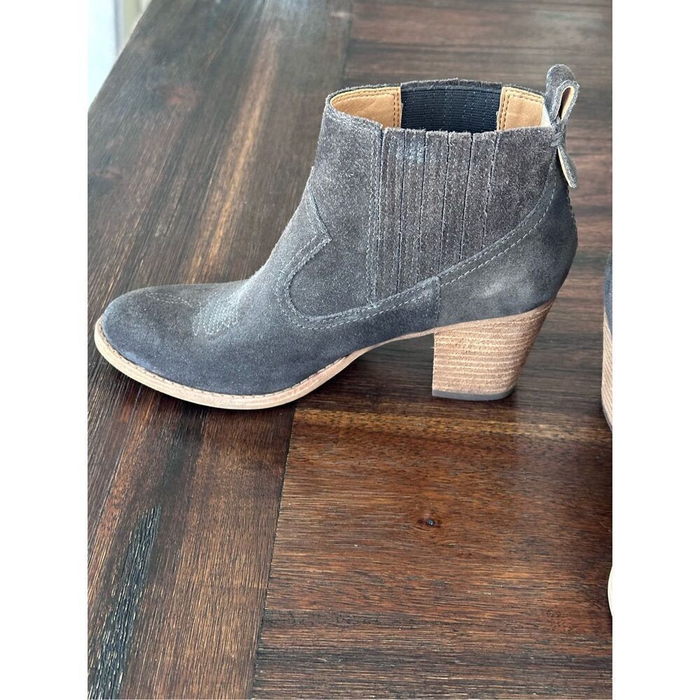 Women’s Dolce Vita Jones Booties in gray suede - Picture 2 of 9